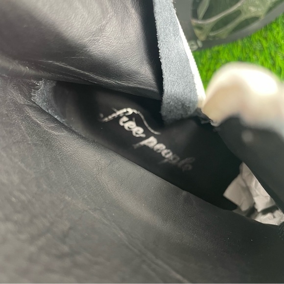 FREE PEOPLE NEW Luke Western White Croc Point Toe Zip Ankle Bootie Boot - Picture 10 of 11